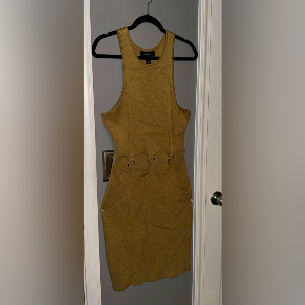 Fashion nova Tan dress with gold hoops